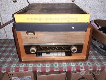 Radio Minerva antica Austriaca del 1950 circa