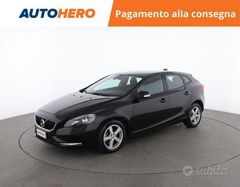 VOLVO V40 EH48372