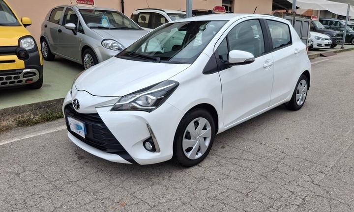 Toyota Yaris 1.4 D-4D 5 porte Lounge 10/2017