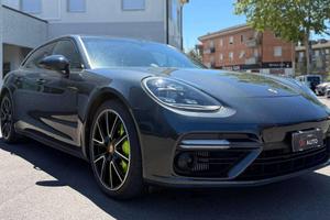Porsche Panamera Sport Turismo 4.0 Turbo S e-