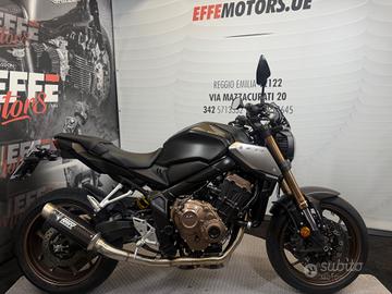 Honda CB 650 R "tua a 110 euro al mese"