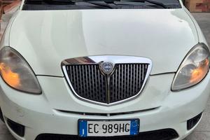 Lancia Ypsilon Ecochic 1.4 8V benzina/GPL