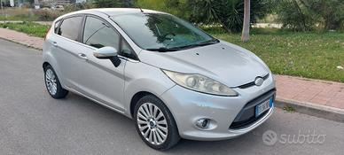Ford Fiesta 1.4 gpl Titanium 