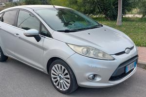 Ford Fiesta 1.4 gpl Titanium 