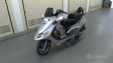 kymco Dink 150 anno 2000 euro 1