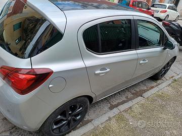 opel corsa 1.200 5 PT BLACK EDITION