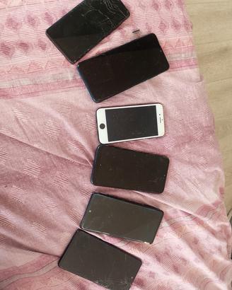 6 telefoni rotti in lotto unico per ricambi