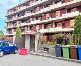 S. GIOVANNI GALERMO: 2 Vani locale commerciale