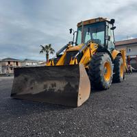 ESCAVATORE TERNA JCB 4CX