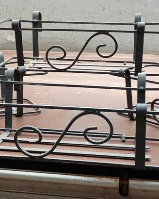 Porta vasi  da balcone