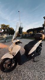 Scooter Yamaha Xenter 125