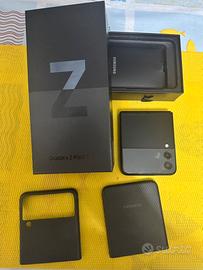 Samsung Zflip 3 con schermo rotto e cover
