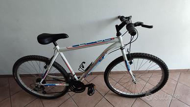 Bicicletta mountain bike ragazzo 26"