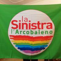 Bandiera la sinistra l'arcobaleno