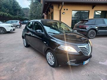 Lancia Ypsilon 1.3 MJT 16V 95 CV 5 porte S&S Silve