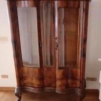 Vetrinetta in radica di noce