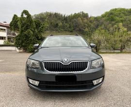 SKODA - Octavia -  1.6 TDI CR 110CV DSG W. 