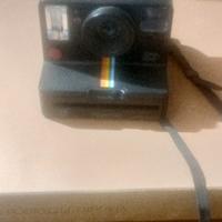 Macchina fotografica polaroid One steep