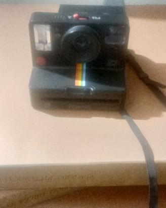 Macchina fotografica polaroid One steep