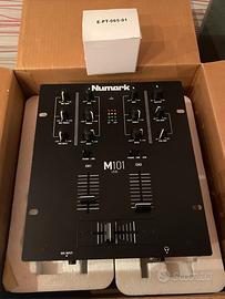 Mixer Numark M101