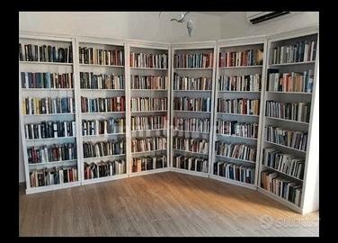 Libreria di legno di pino