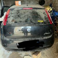 Grande punto 1300 multi jet a pezzi di ricambio