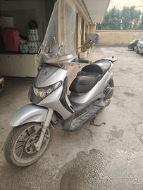 Beverly 250