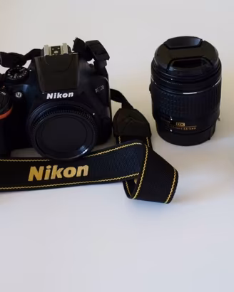 Nikon d3500 reflex 24MP +  18-55 sd16gb 300scatti