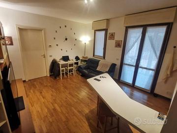 Centralissimo con ampio scoperto