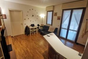 Centralissimo con ampio scoperto