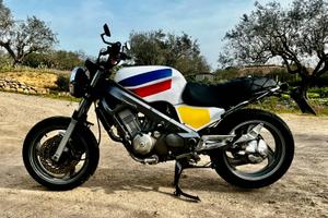 Honda Deauville 650 special