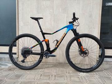 MTB full carbon Torpado renero L 