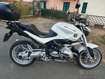 BMW R1200R