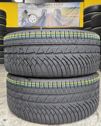 2 Gomme 235/35R20 Michelin Invernali 90% residui