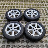 Cerchi R15 Toyota Yaris 2 serie + penumatici inv