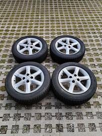 Cerchi R15 Toyota Yaris 2 serie + penumatici inv