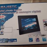 Cornice fotografica Majestic DF918HD MP3