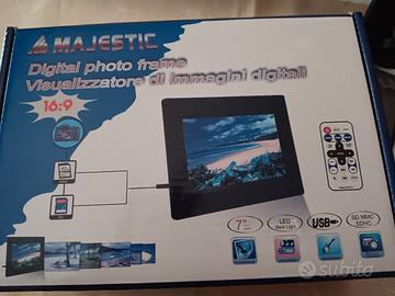 Cornice fotografica Majestic DF918HD MP3