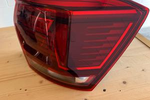 FARO POSTERIORE DESTRO POLO GTI 2019