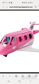 villa, camper aereo e diverse barbie