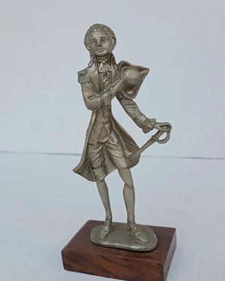 Statuina in peltro