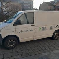 Volkswagen Transporter T5 2.5 TDI