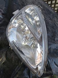 Fanale anteriore Mercedes classe A