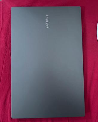 Samnsung galaxy book 4 i3