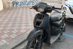 Scarabeo 4t 2009 per ricambi o sistemazione