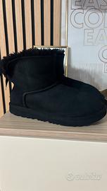 Ugg mini