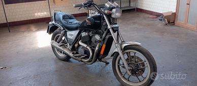 Honda VF 500 - 1986