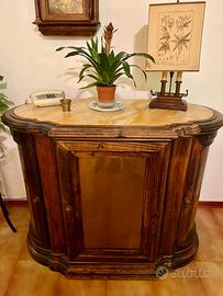 Prestigioso frigo-bar in stile '800