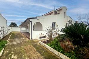 Villa indipendente a Foxi