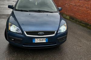 Ford Focus 1.6 Tdci 90 CV